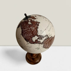 Globe terrestre 017