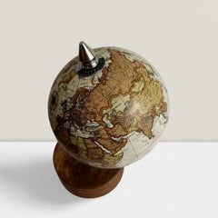 Globe terrestre 026