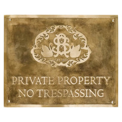 Placa de latón de propiedad privada con señales de prohibido el paso BP013