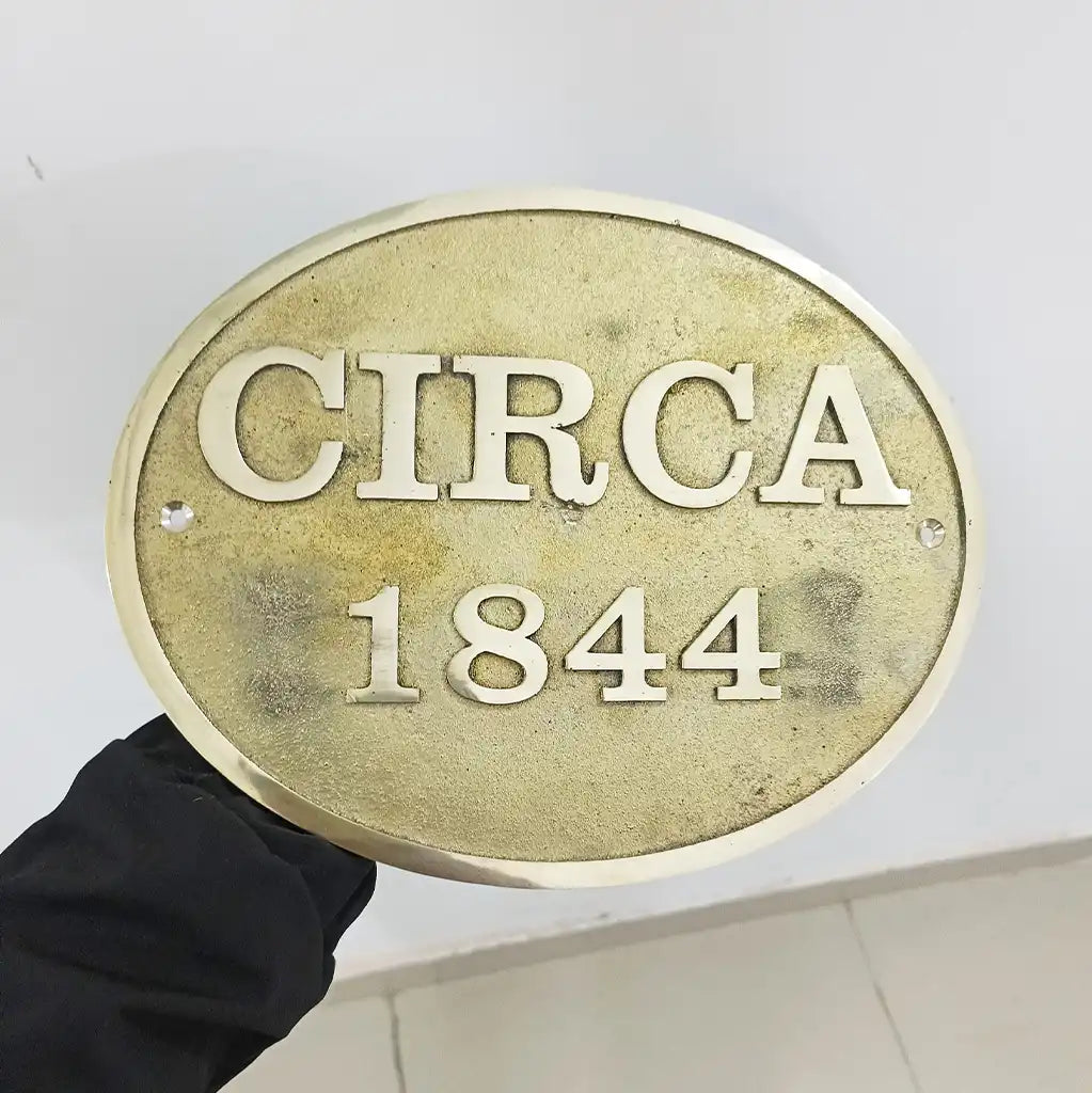 Brass plaque for house entrance |
Outdoor brass address plaque