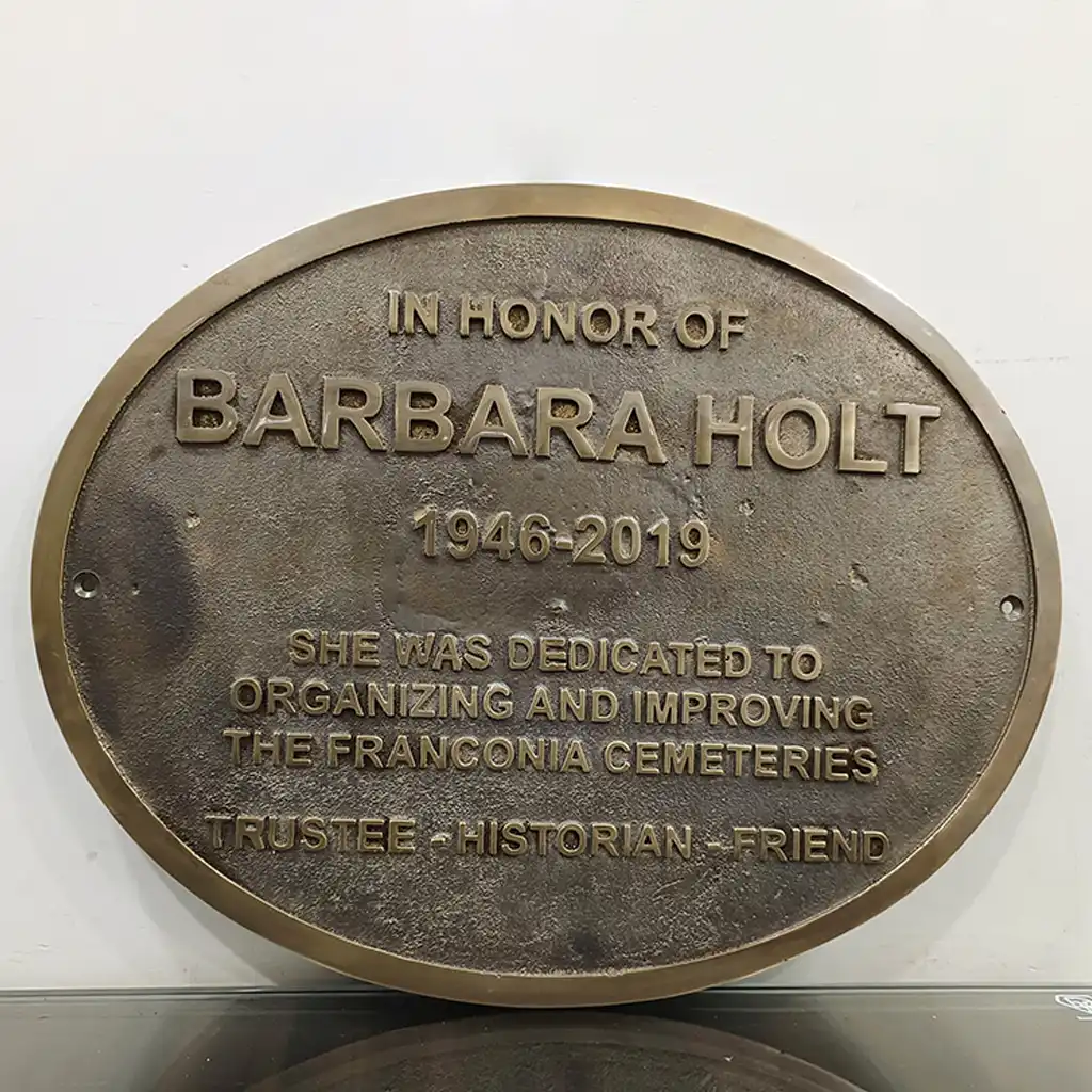 Bronze remembrance plaque |
Memorial bronze plaque outdoor