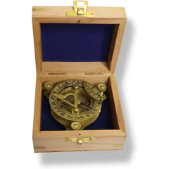 Brújula de reloj de sol con caja de madera grabada SCW85 