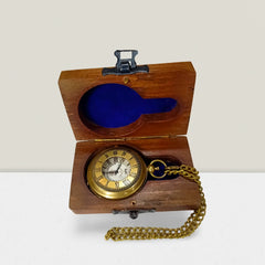 Reloj de bolsillo de latón con cadena y grabado personalizado BPCW19