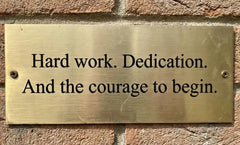 Plaques en laiton avec nom personnalisé BP81