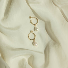 MARGOT Pearl Hoops • Pearl Huggie Hoops • Pearl Earrings • Pearl Jewelry • Bridesmaids Jewelry